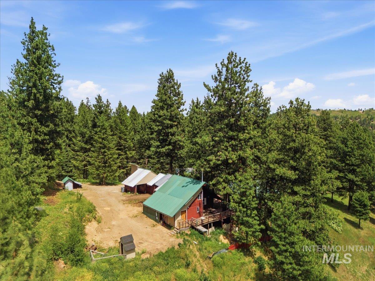 main property photo 45