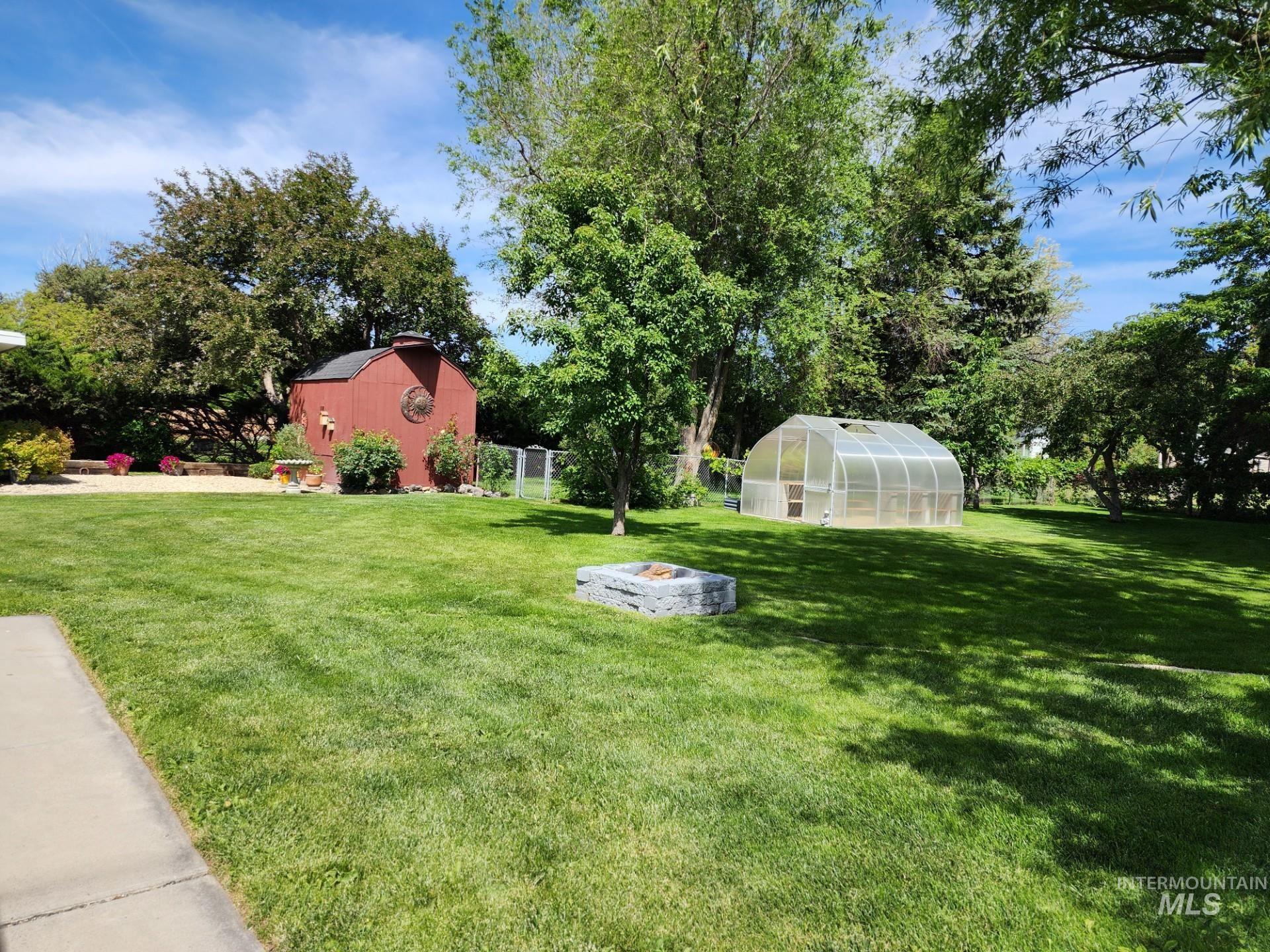 main property photo 23