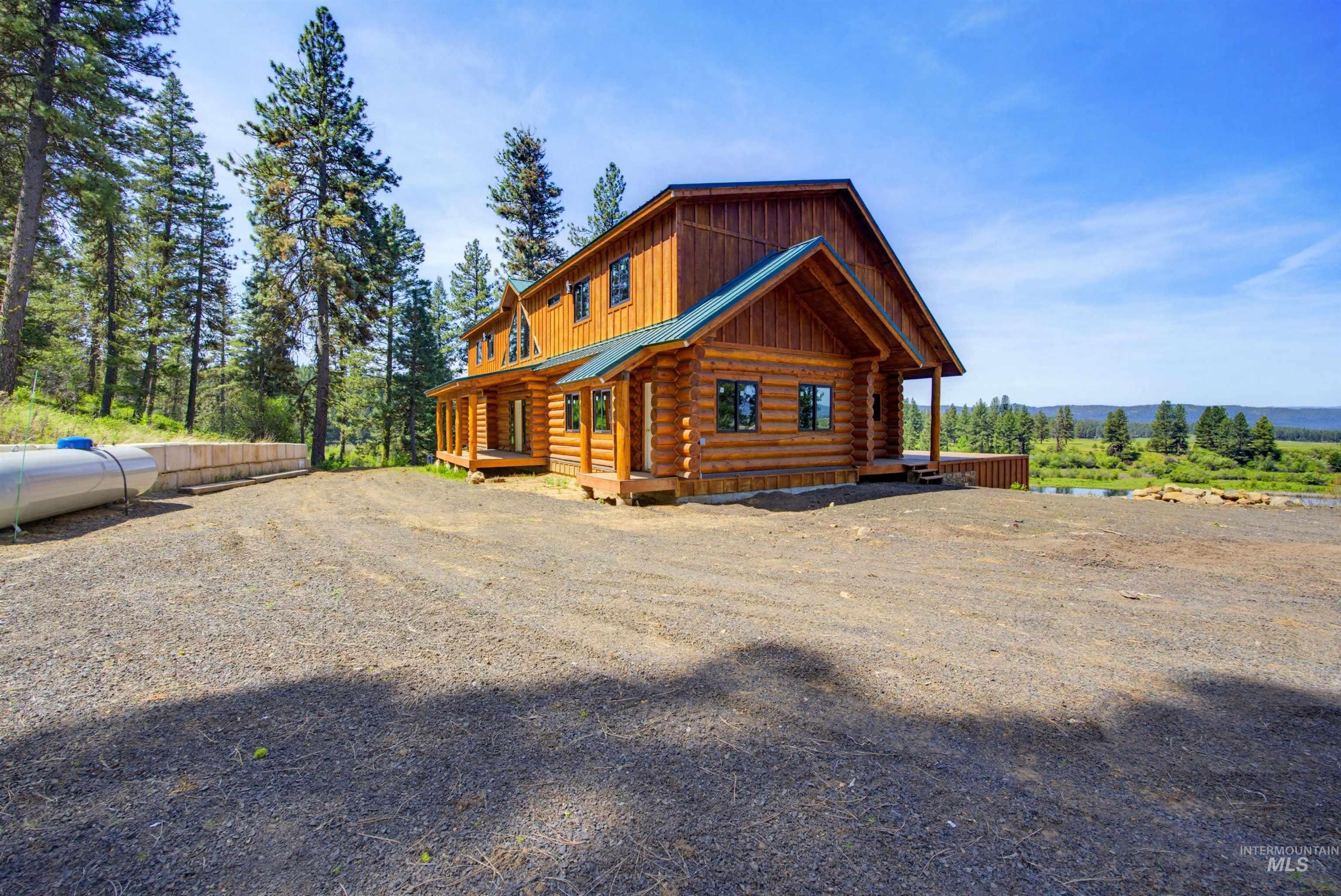 main property photo 10
