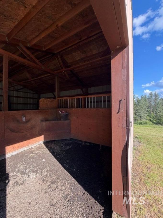 main property photo 39