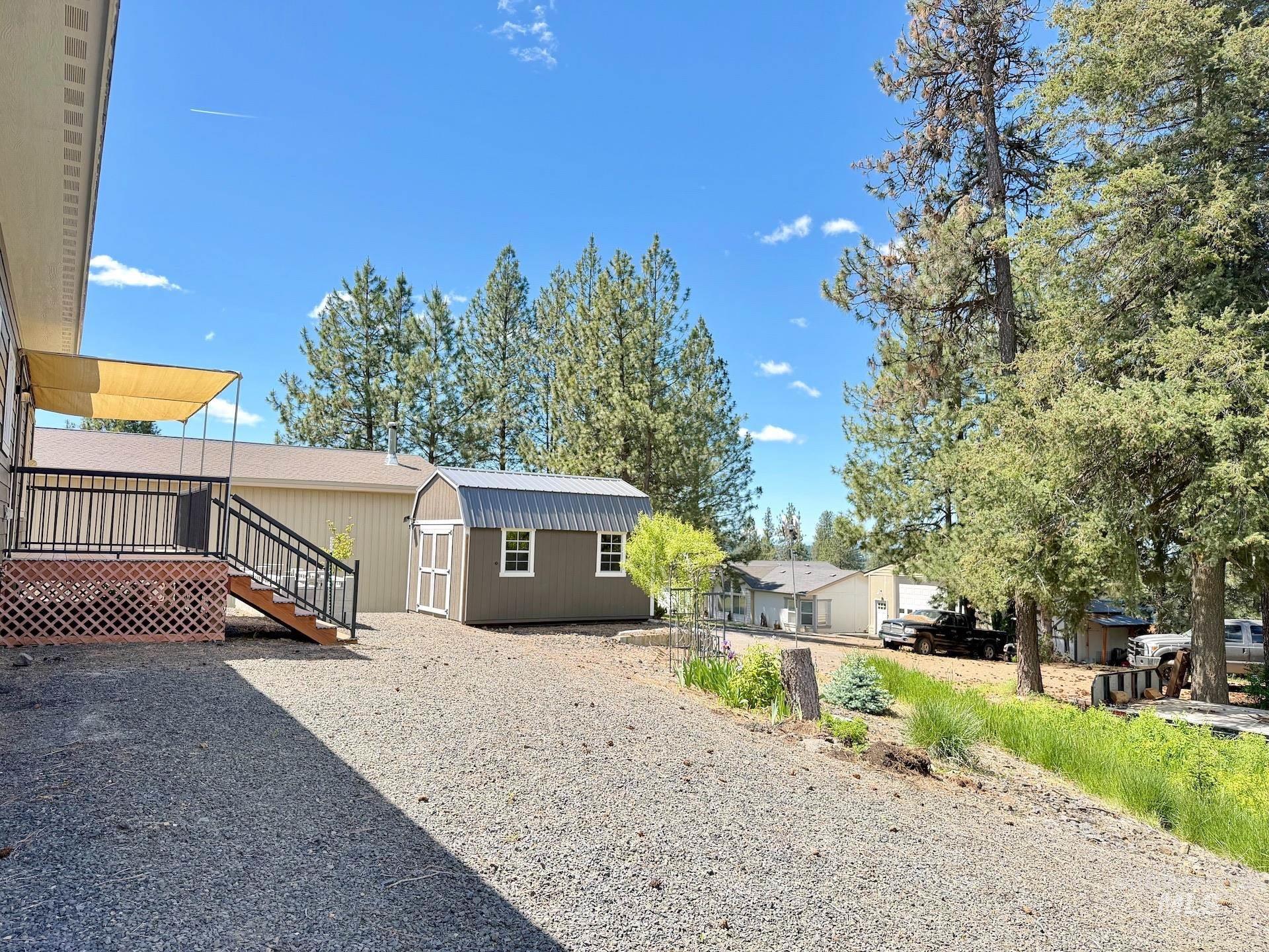 main property photo 35