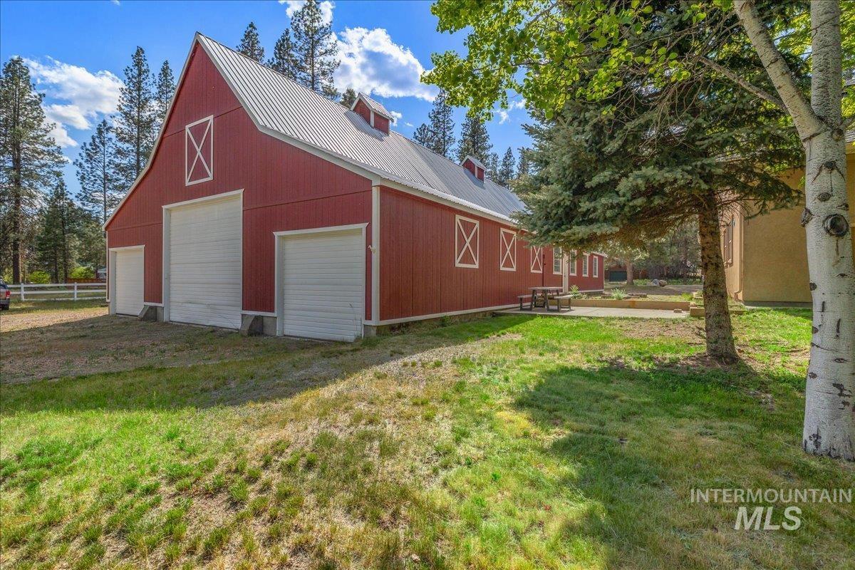main property photo 42