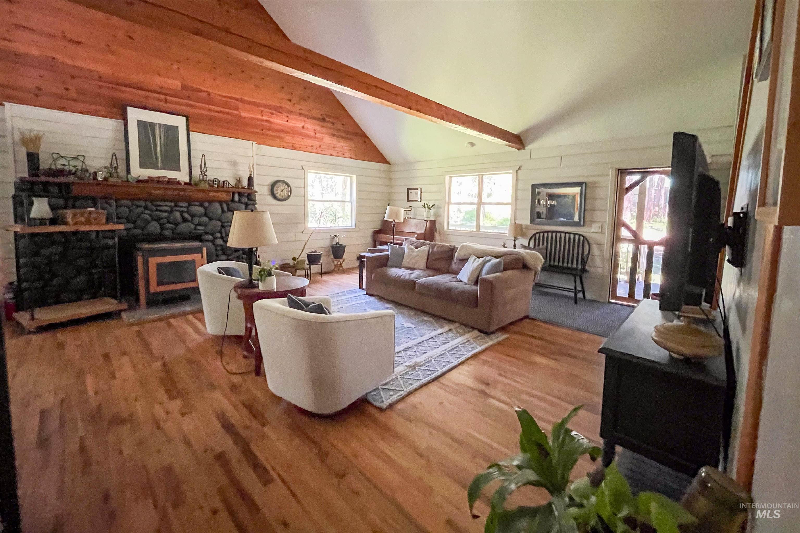 main property photo 43