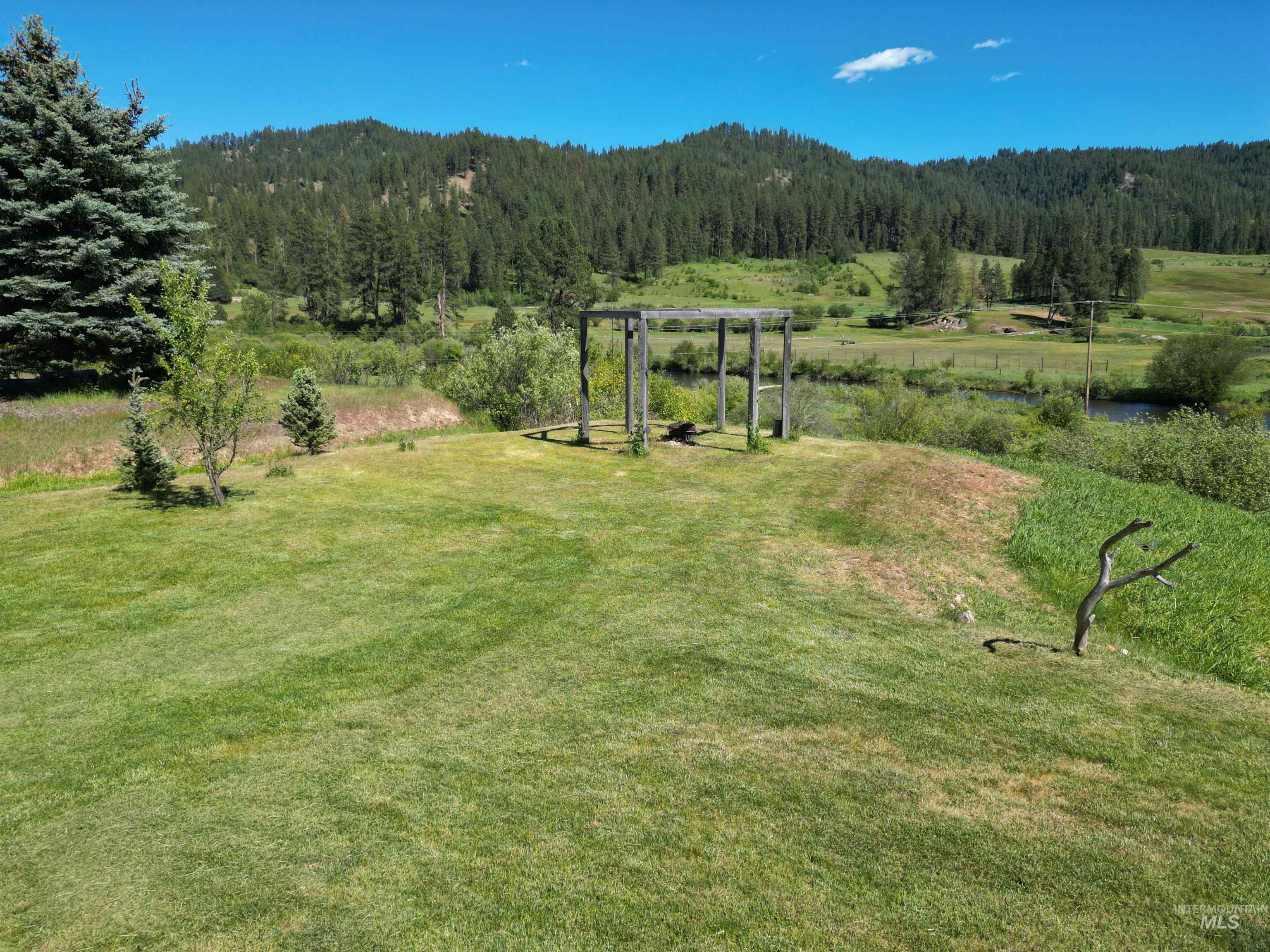 main property photo 14
