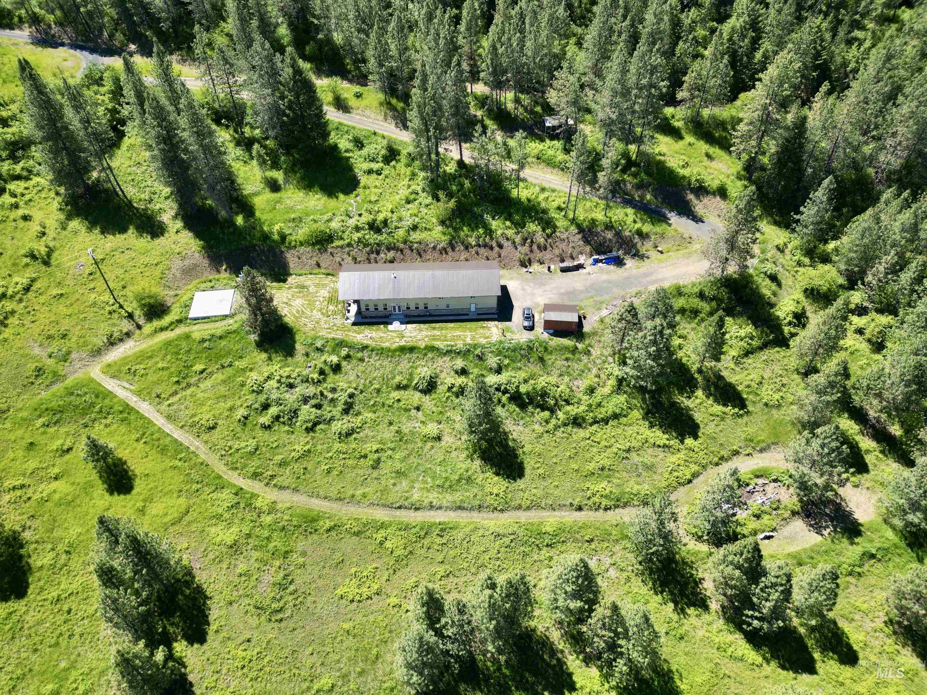 main property photo 45