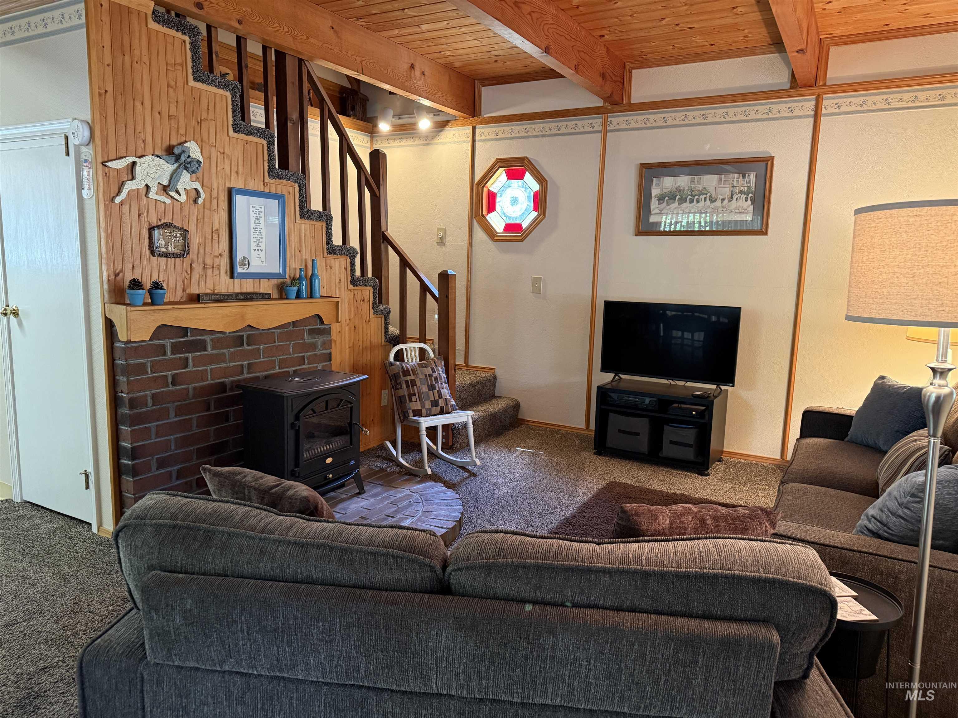 main property photo 10