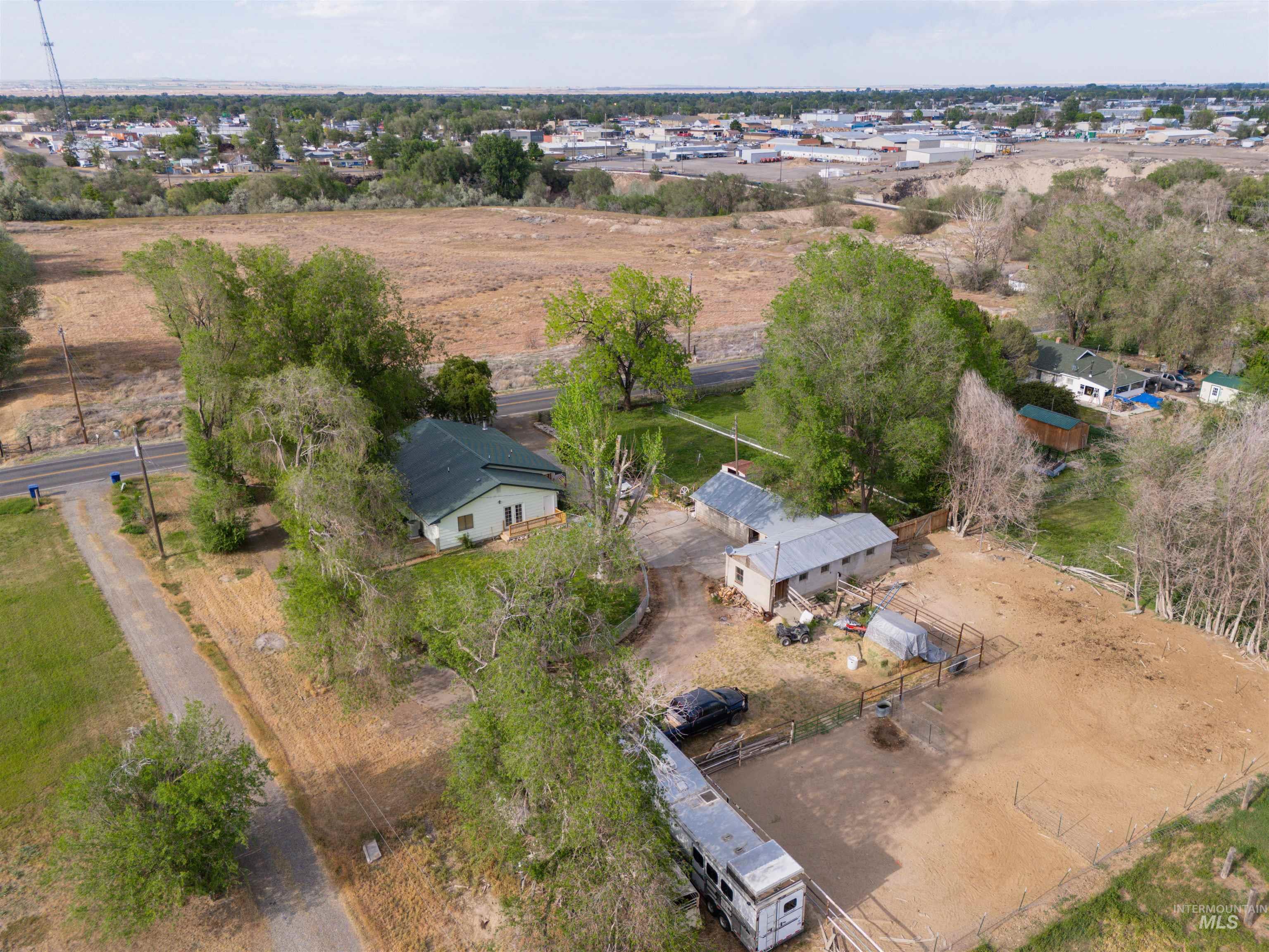 main property photo 5