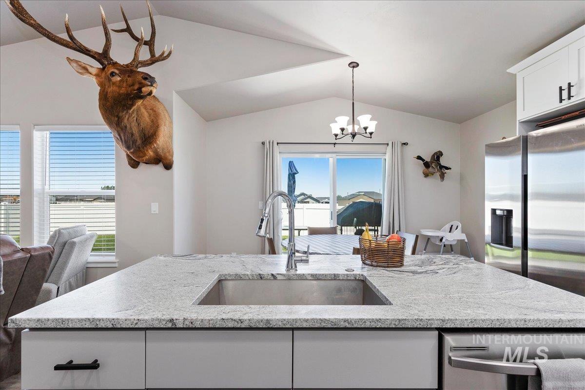 property viewer photo 11