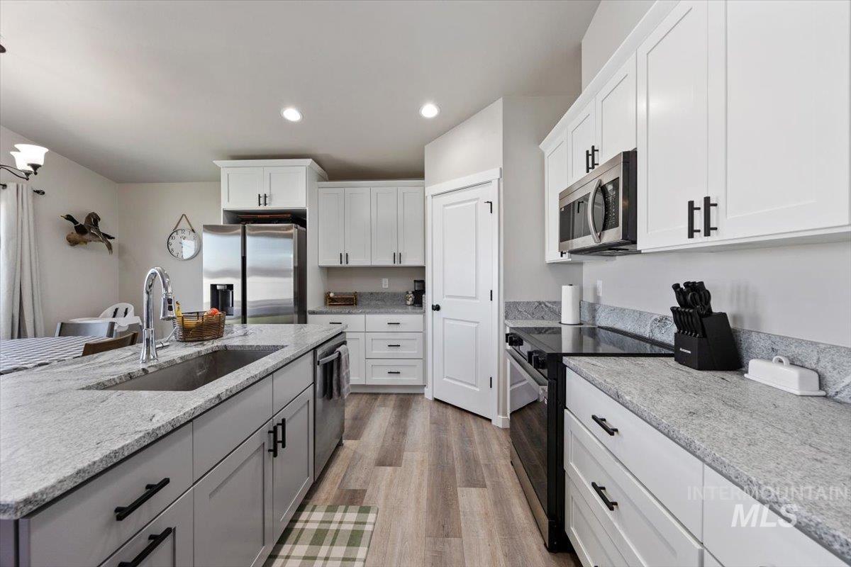 property viewer photo 12