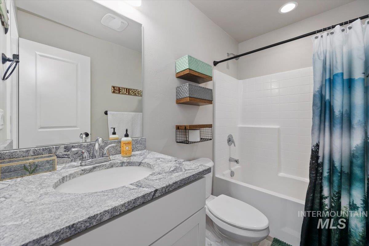 property viewer photo 18