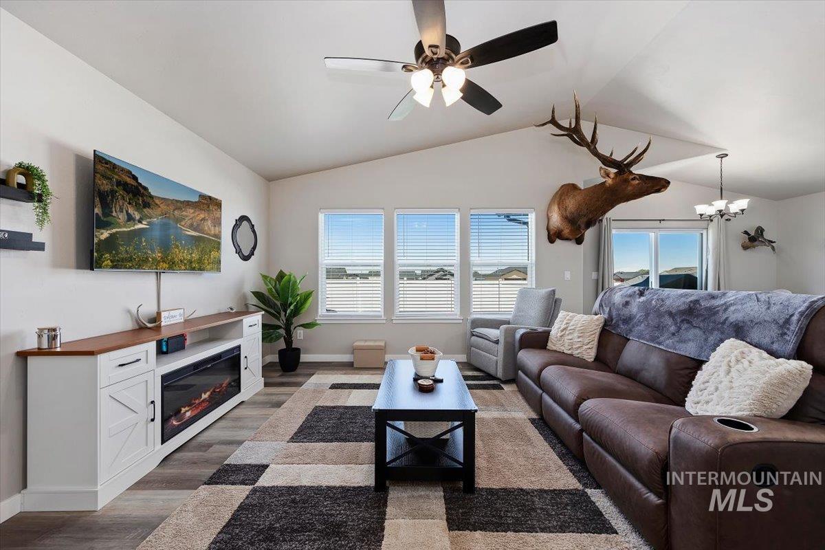 property viewer photo 4