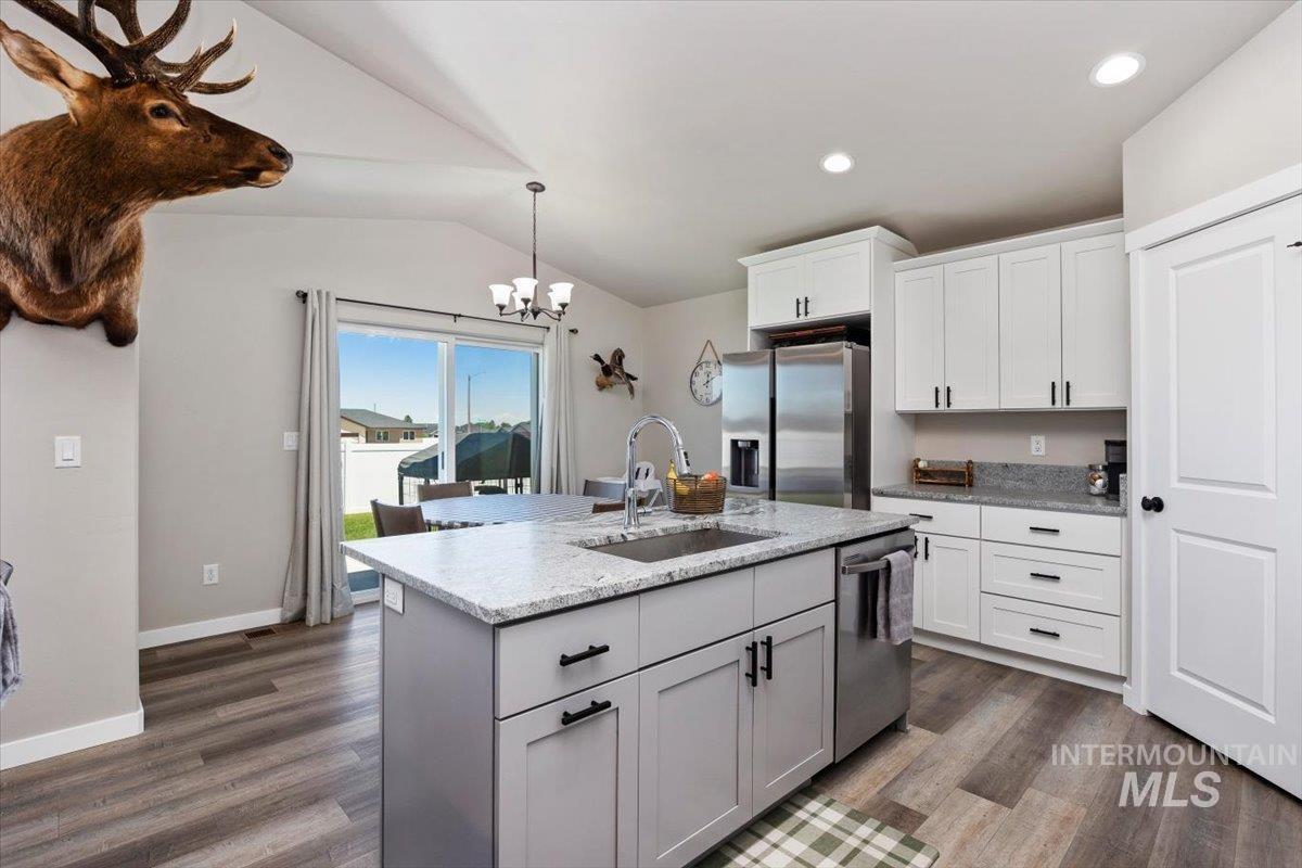 property viewer photo 7
