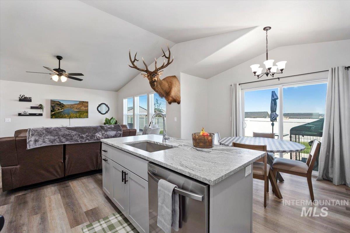 property viewer photo 8