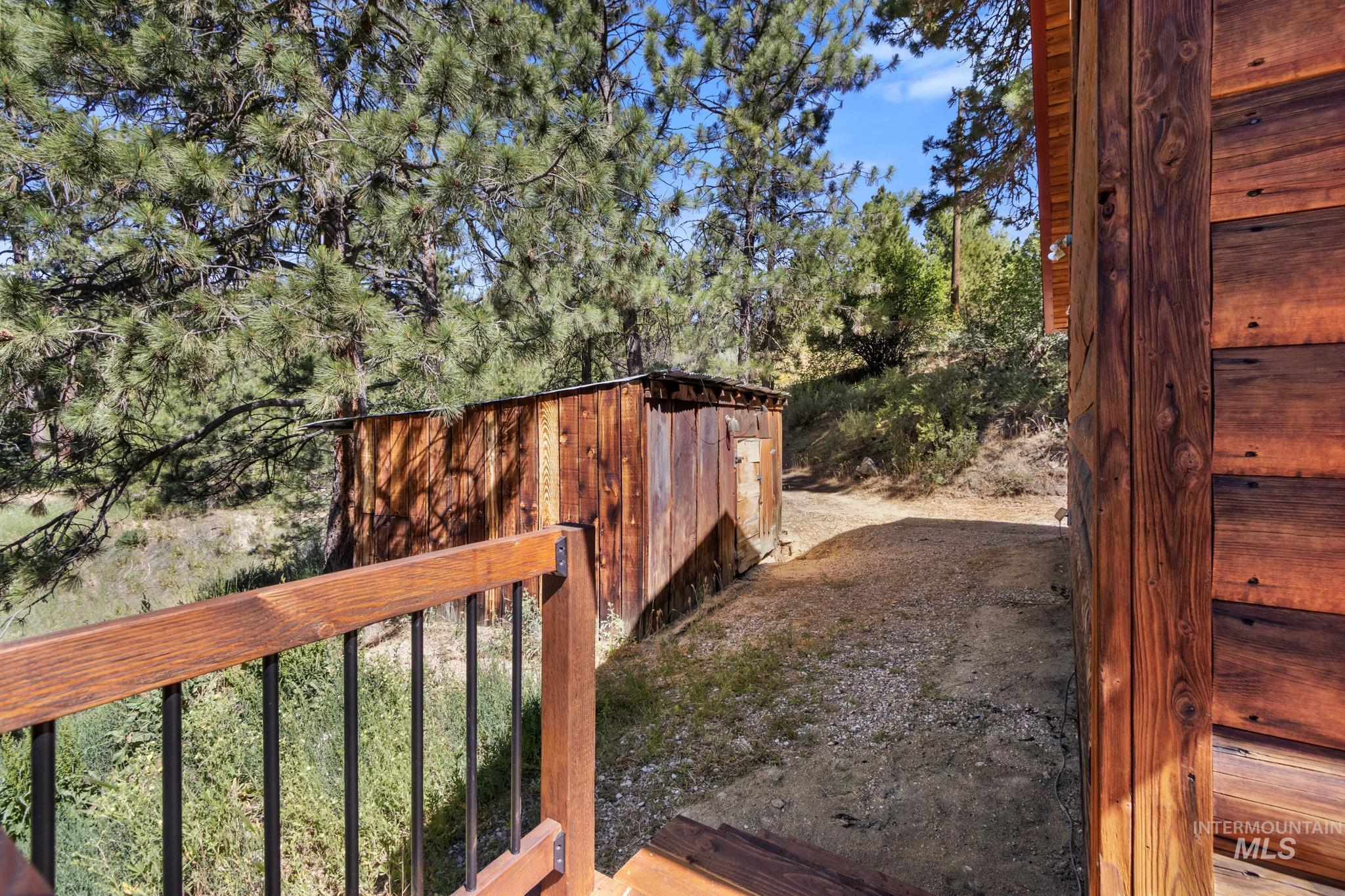 main property photo 31
