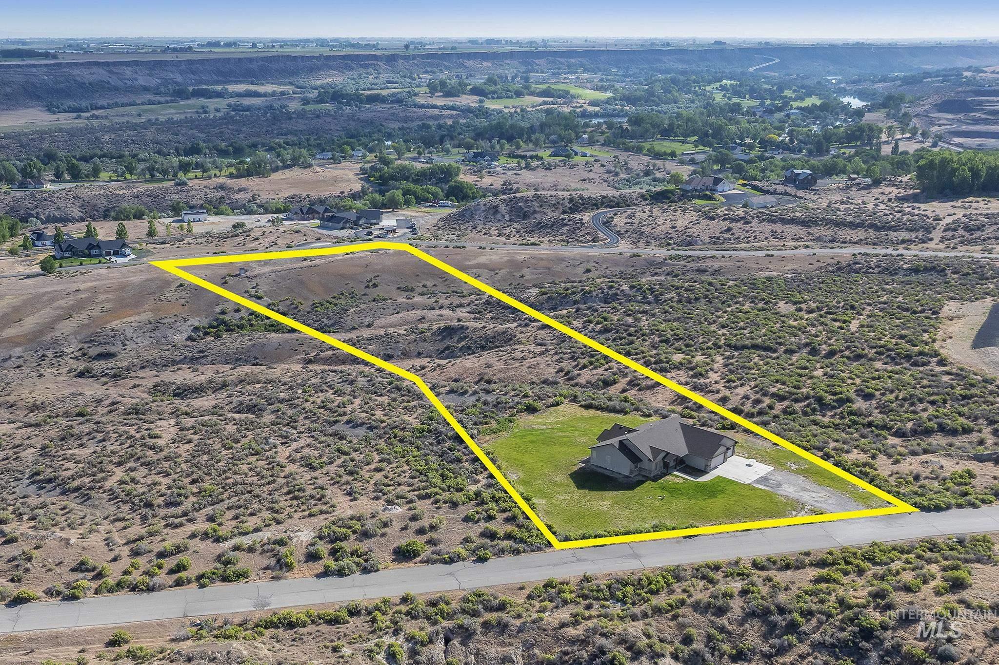 main property photo 35