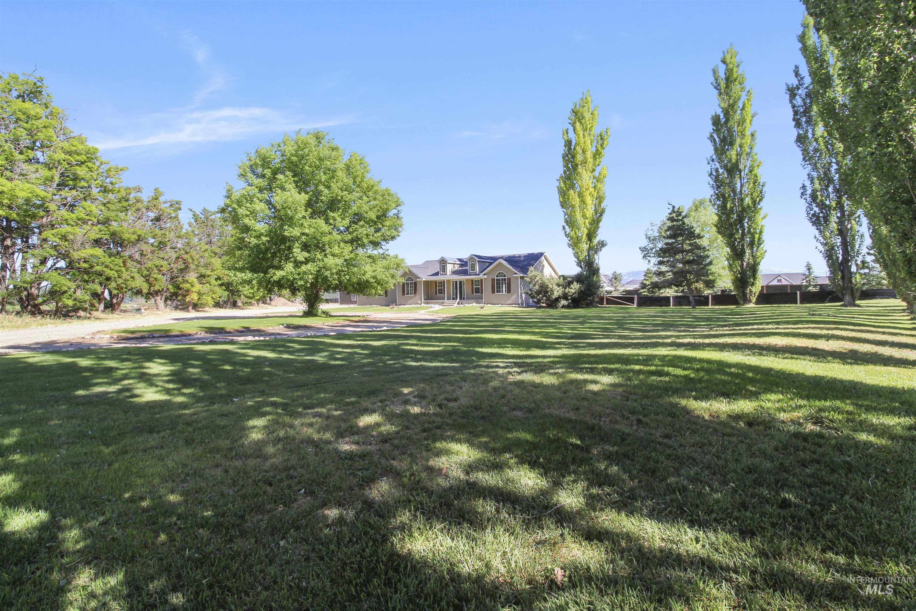 main property photo 31