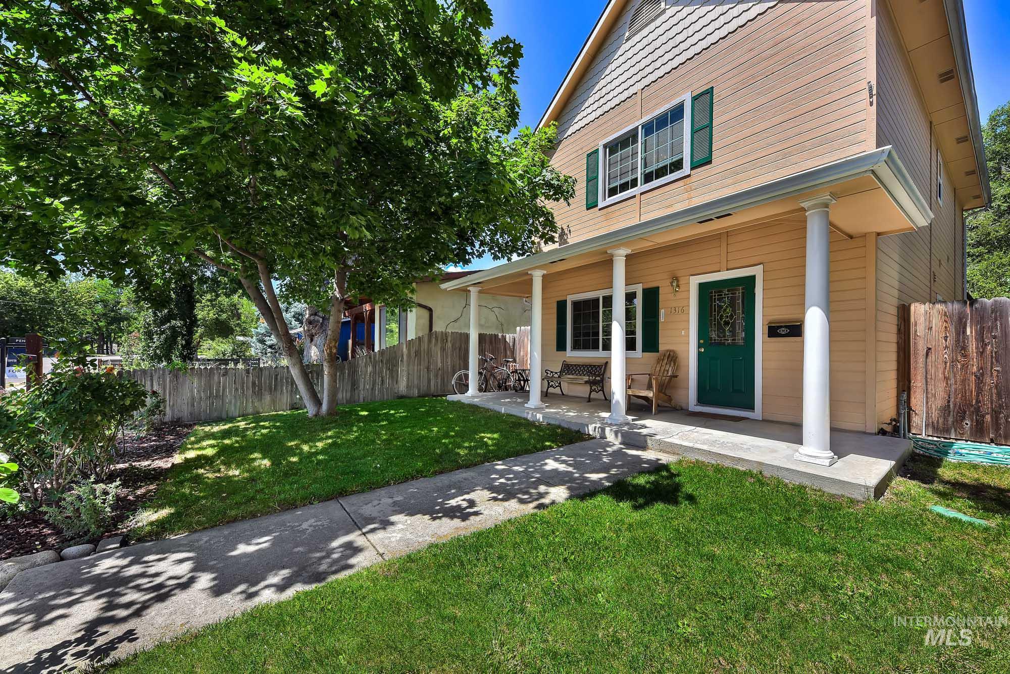 main property photo 2