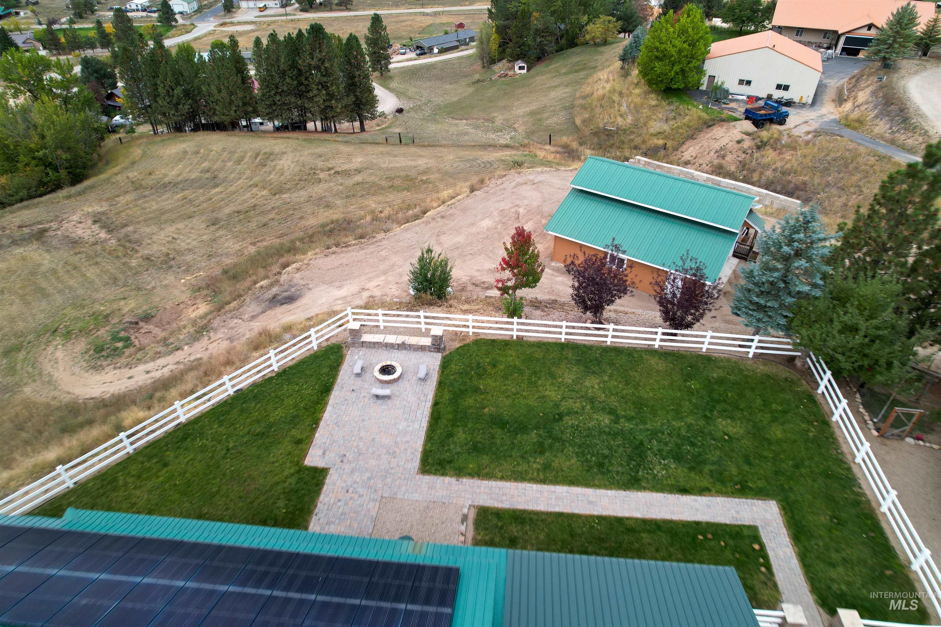 main property photo 46