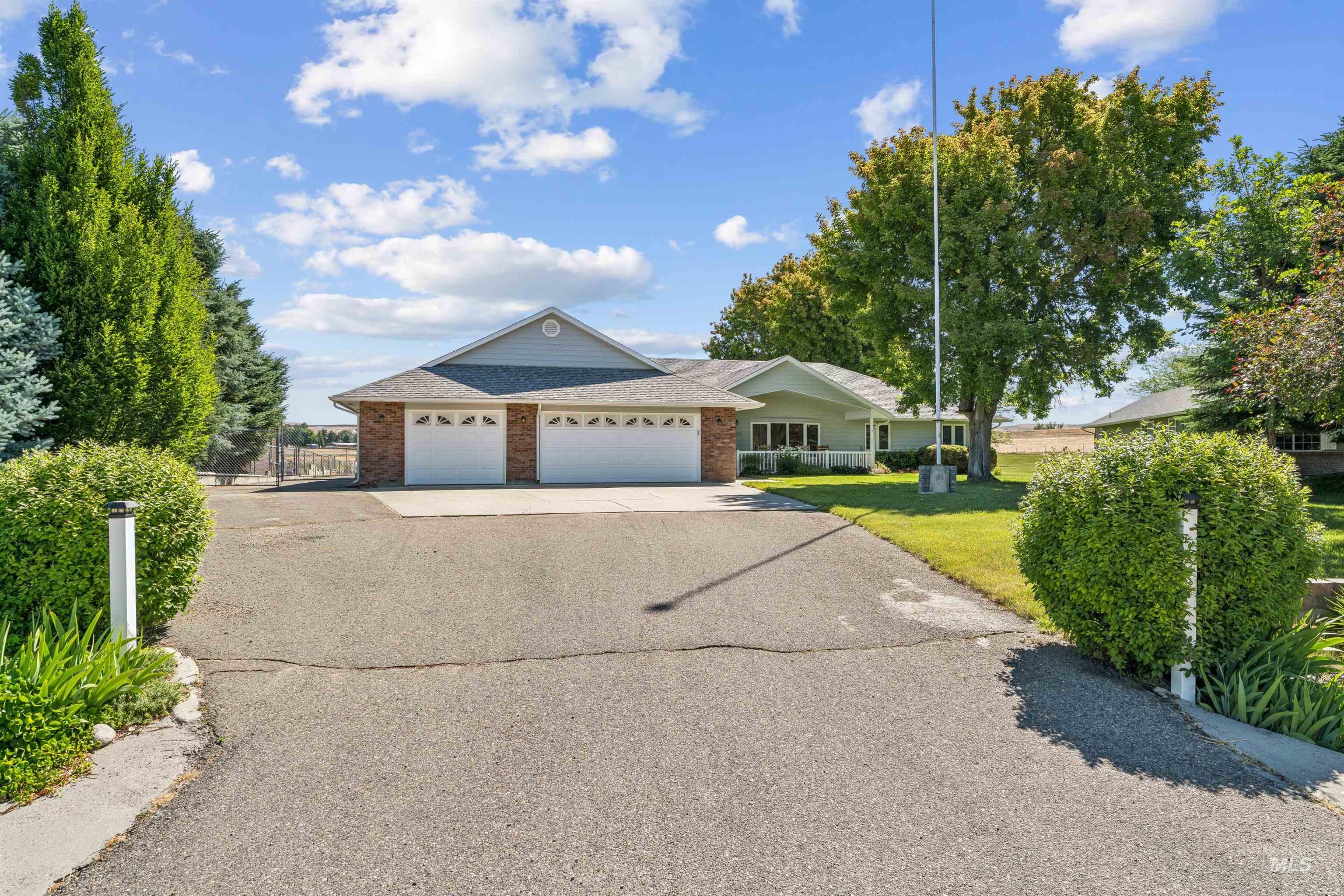 main property photo 49