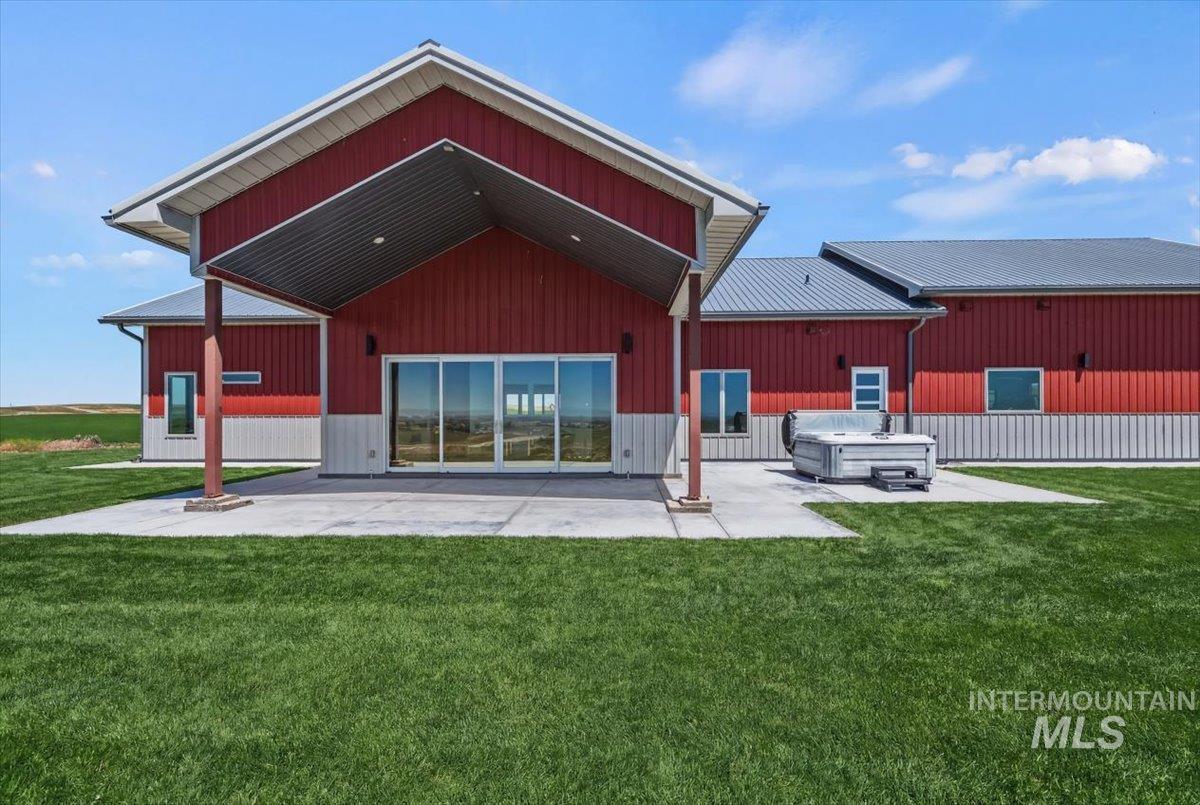main property photo 45