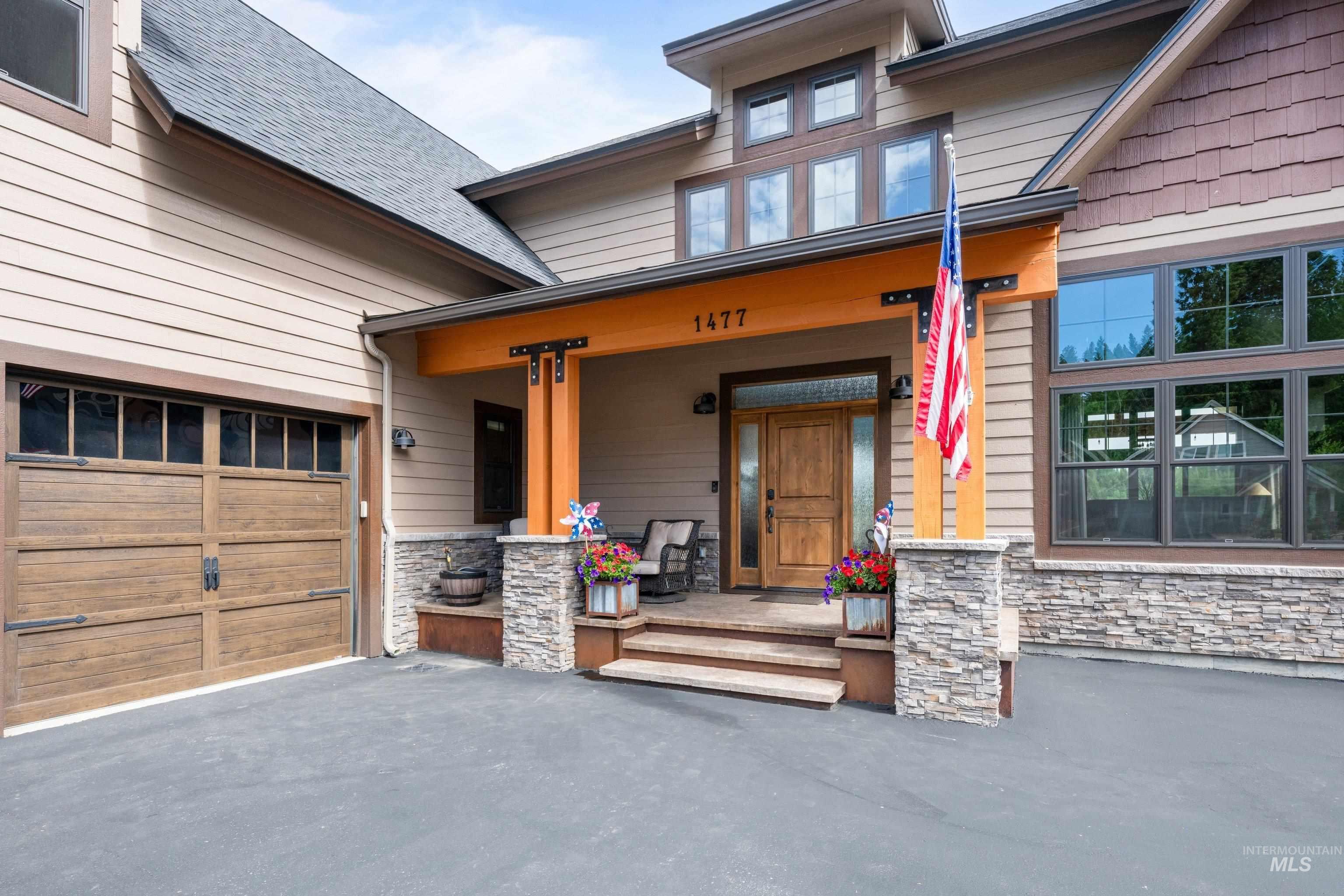 main property photo 5