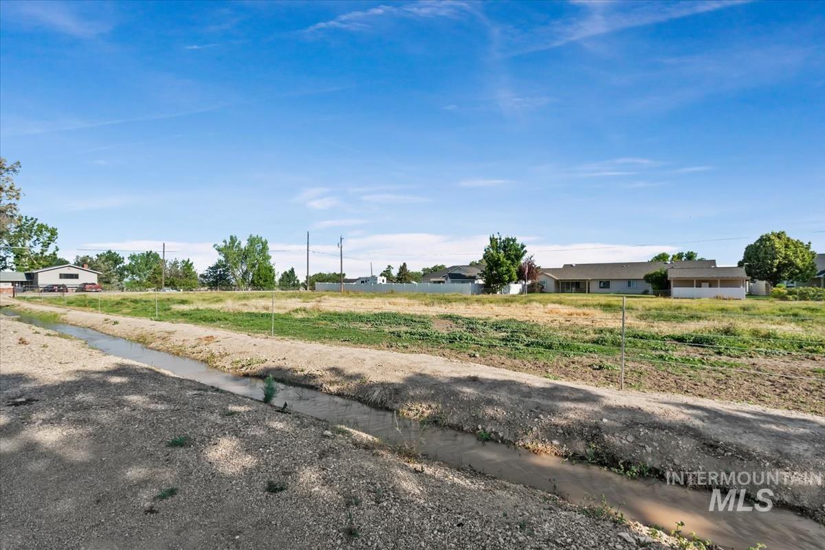 property viewer photo 14