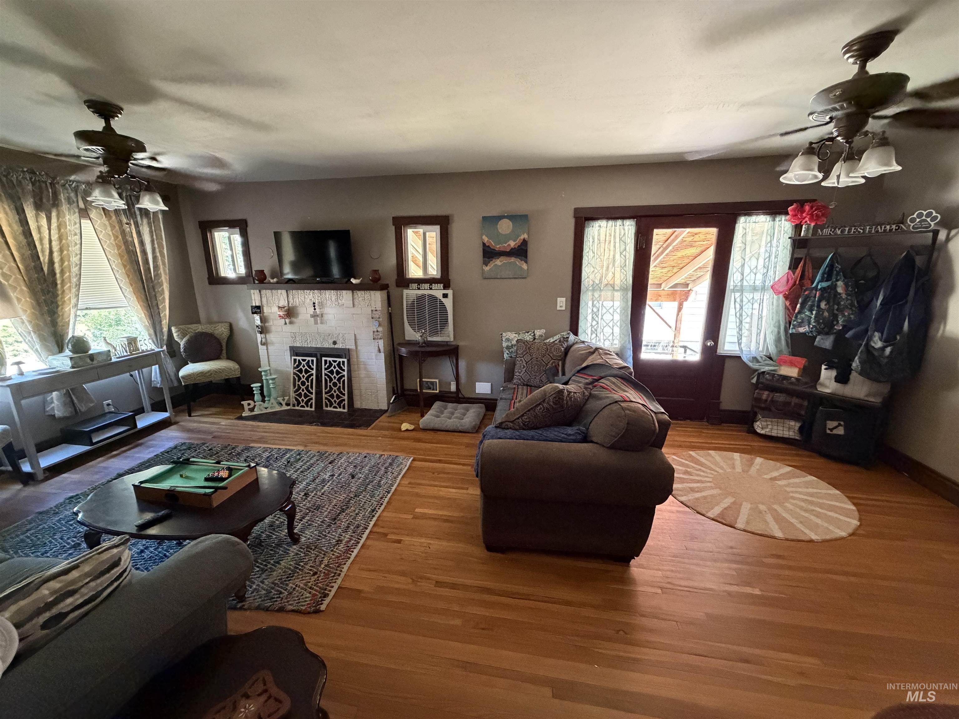 main property photo 4