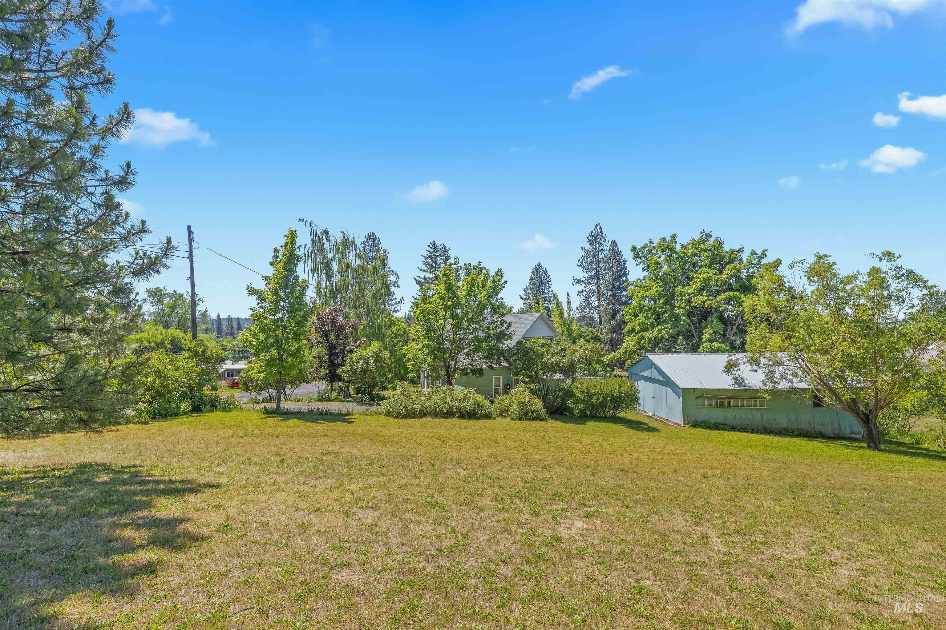 main property photo 44