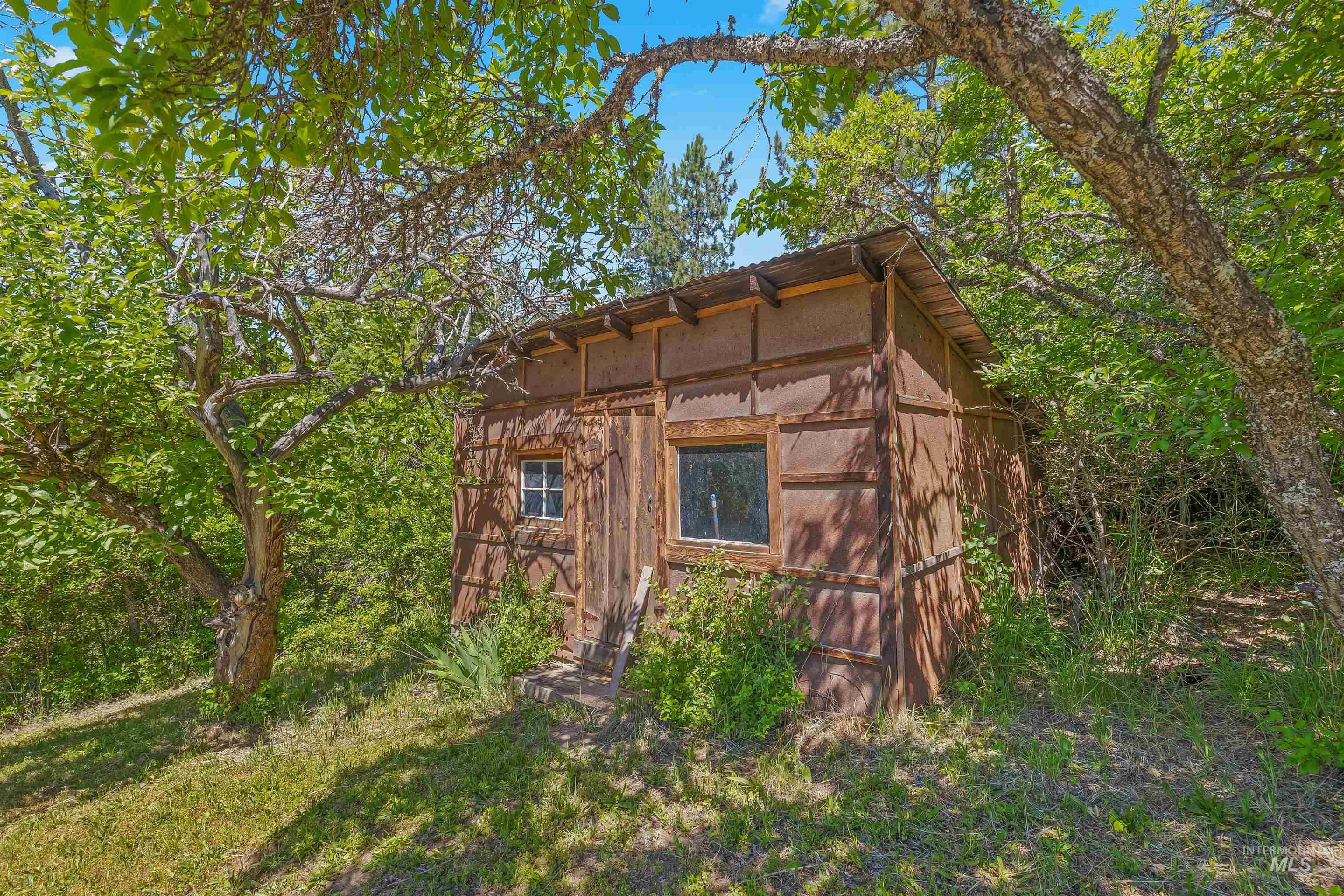 main property photo 46