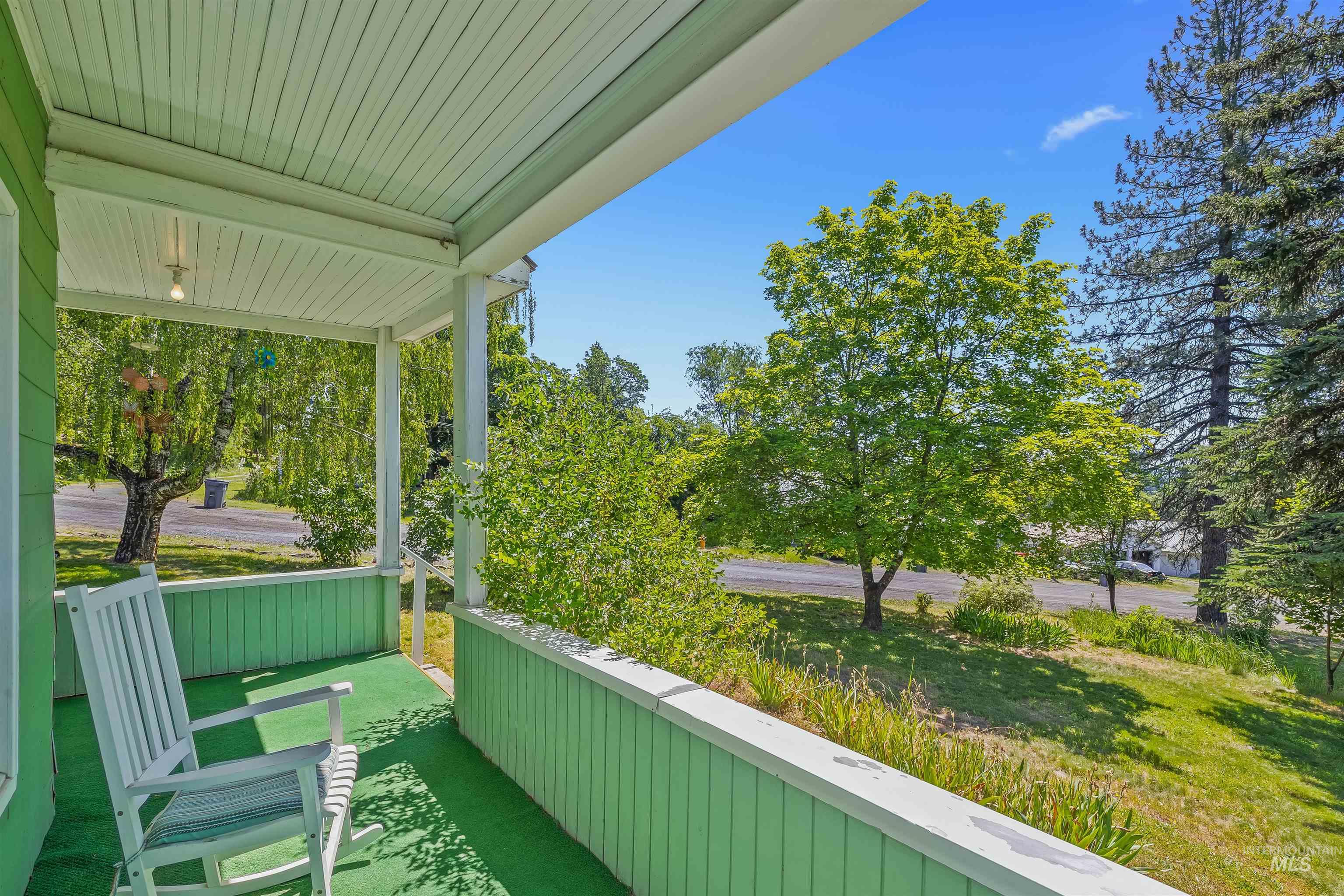 main property photo 5