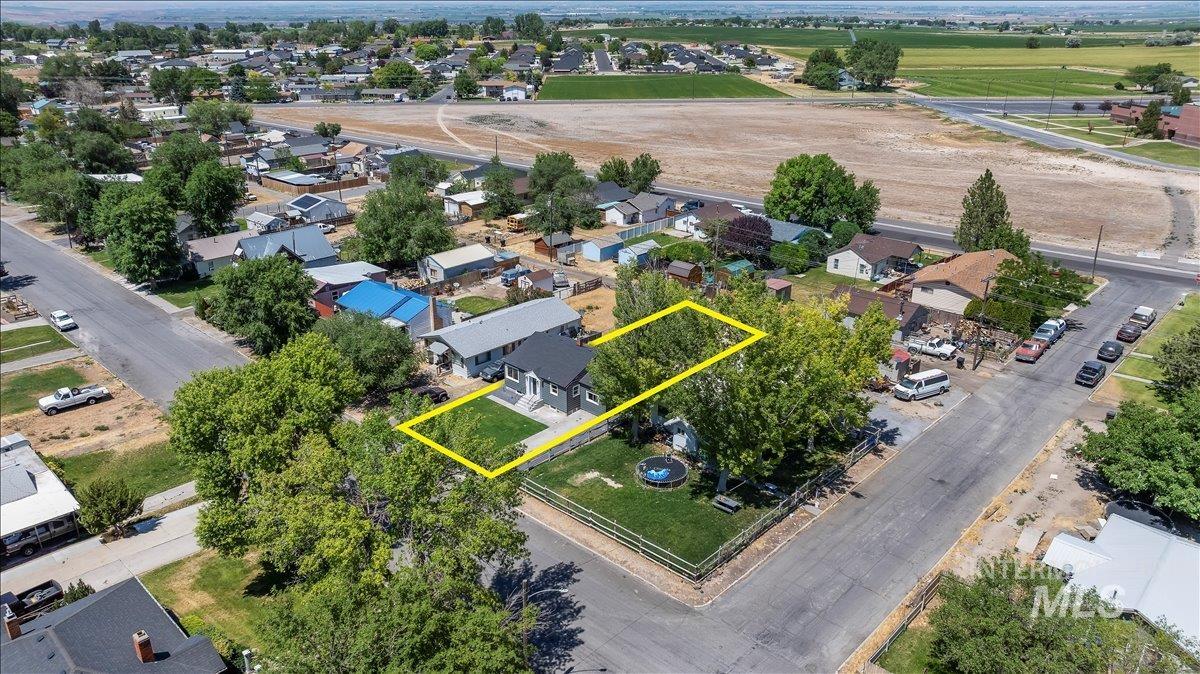 main property photo 48