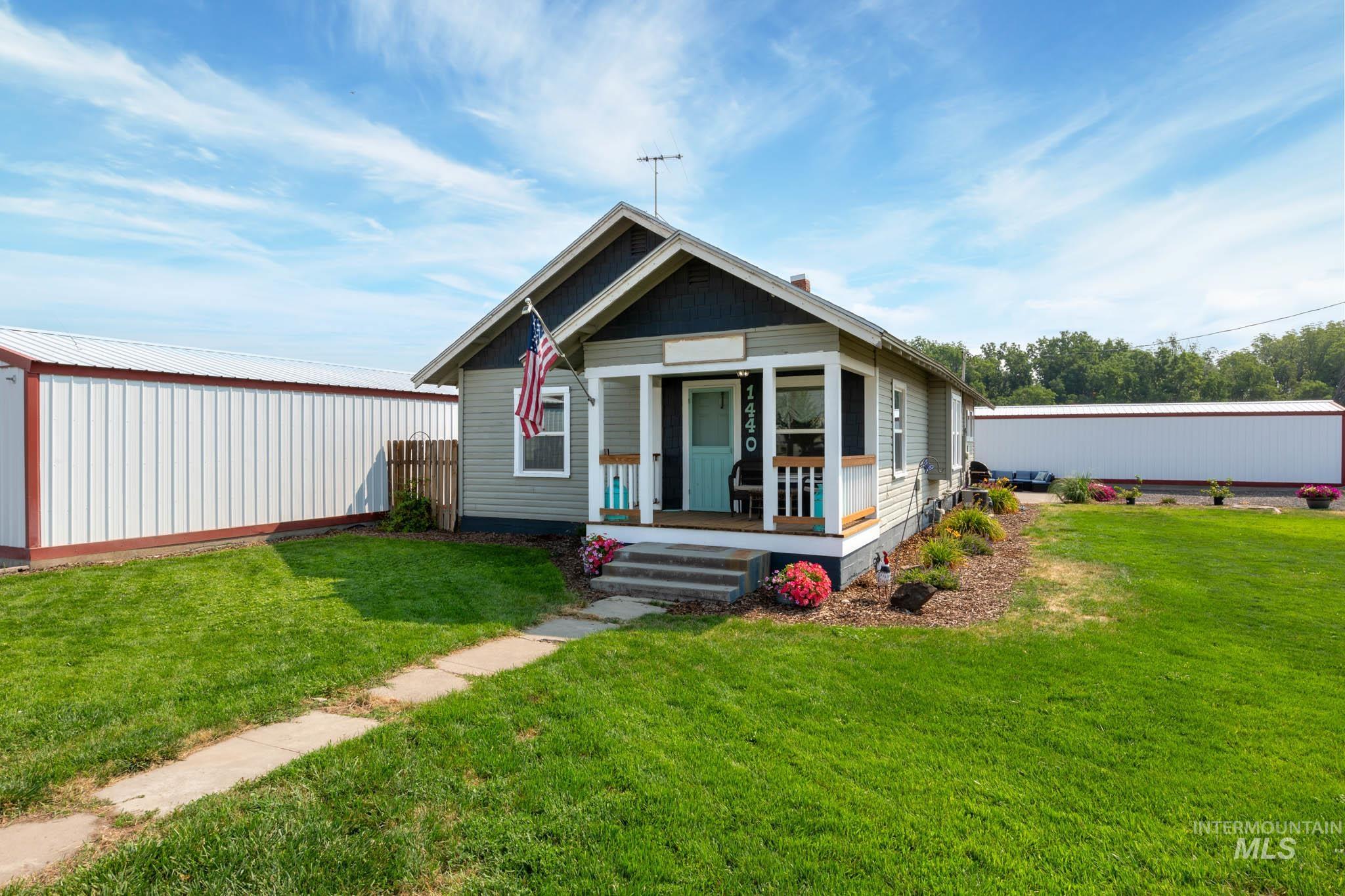 main property photo 7