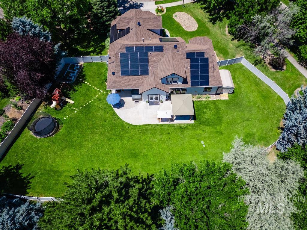 main property photo 48