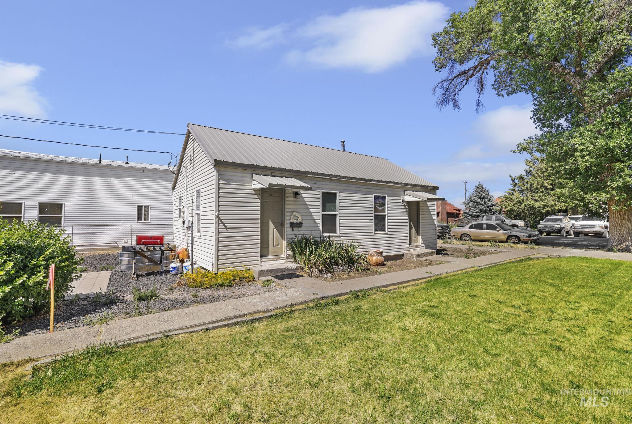 main property photo 17