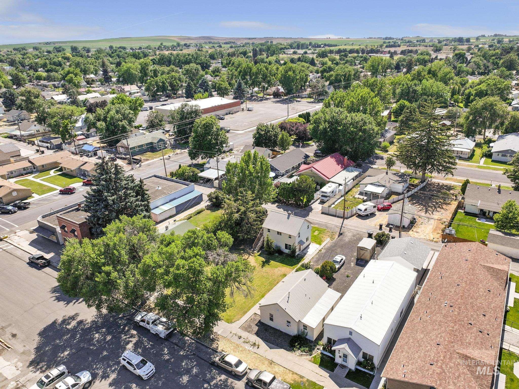 main property photo 27