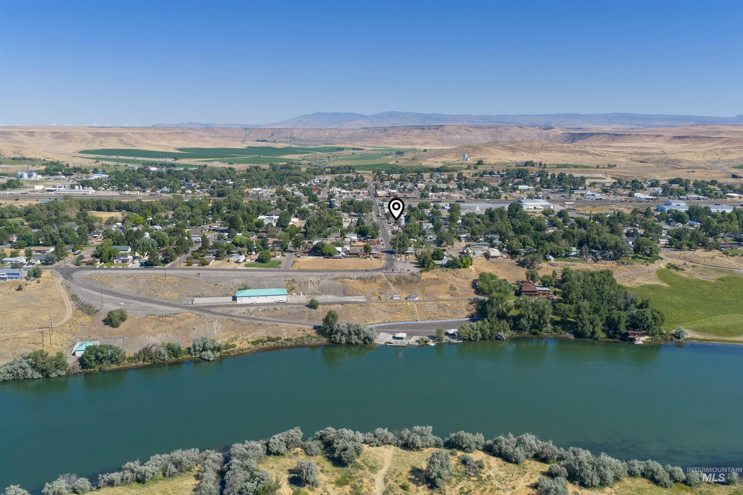 main property photo 33