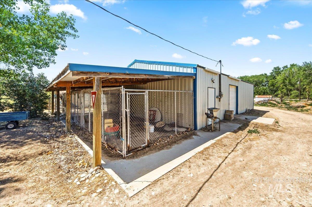 main property photo 36
