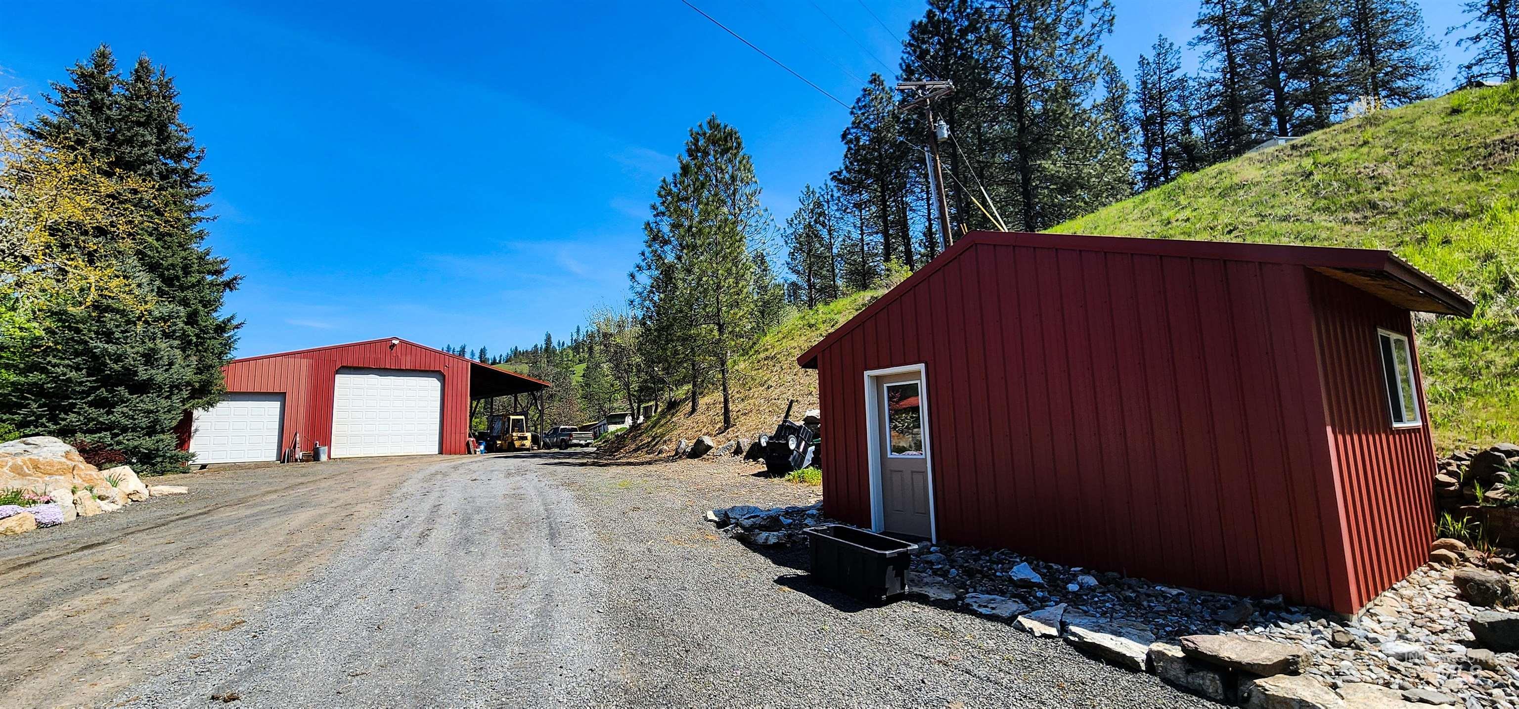 main property photo 29
