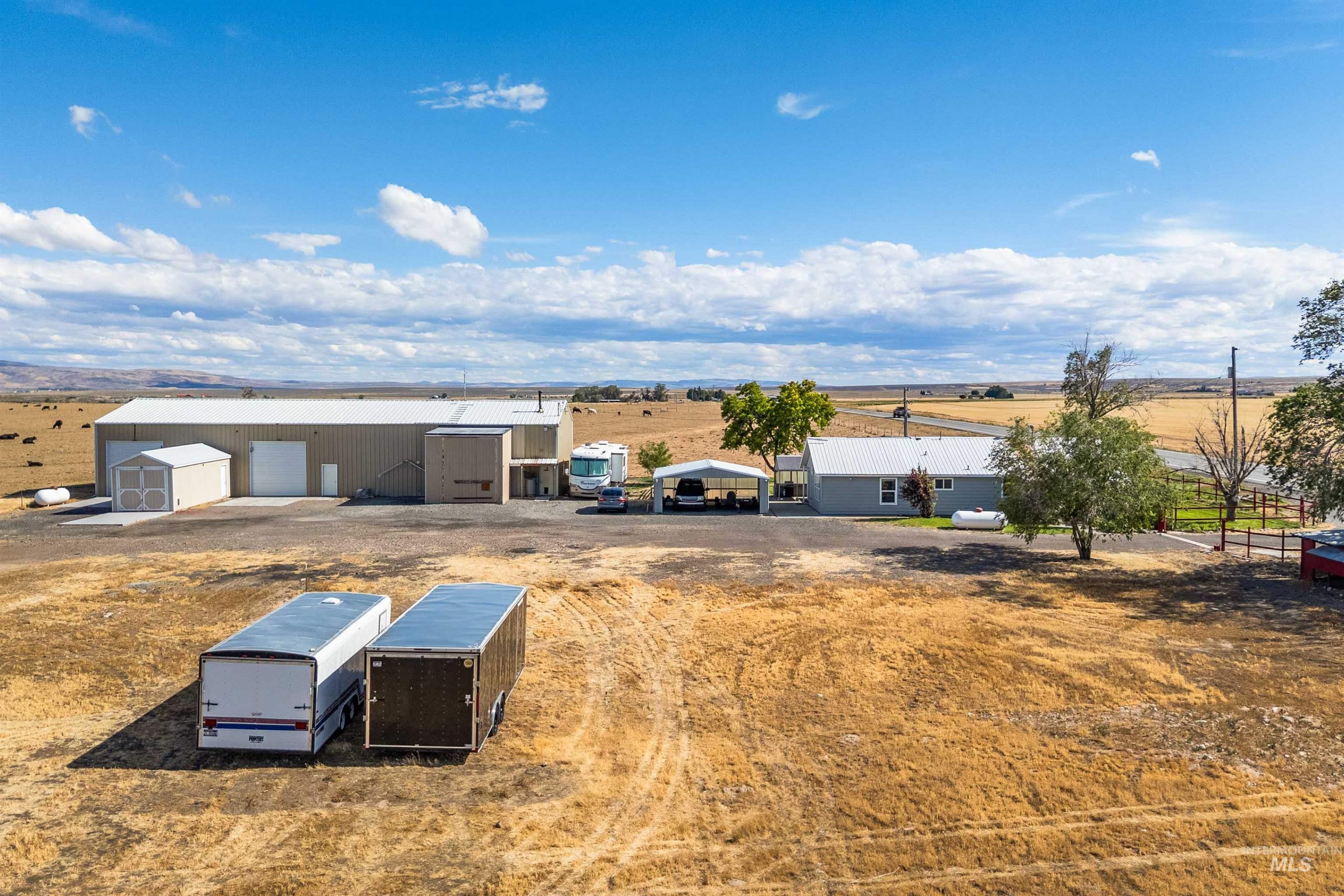 main property photo 47