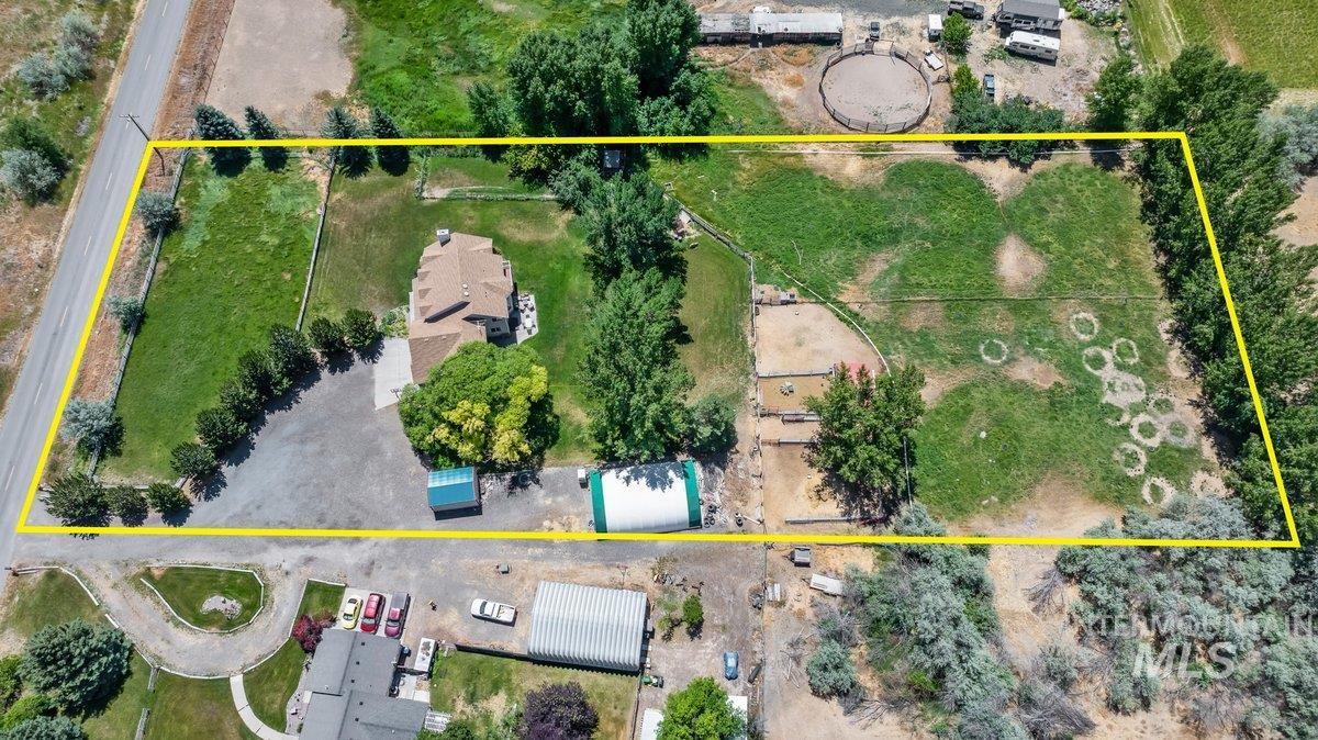 main property photo 41