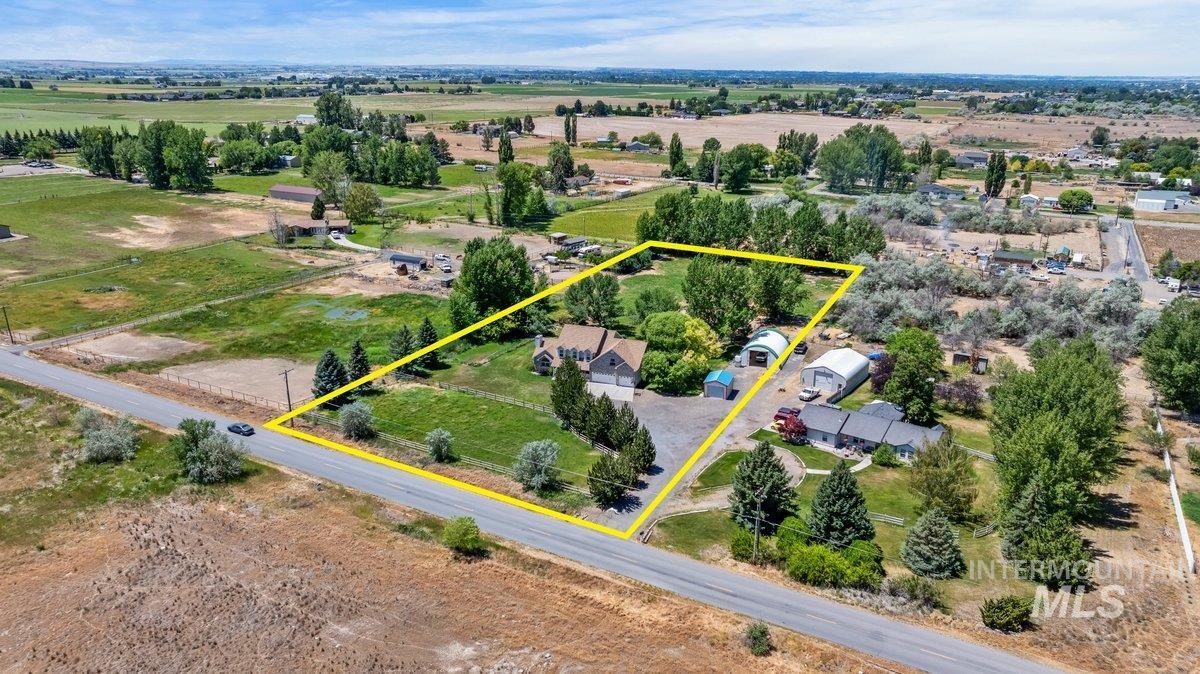 main property photo 43