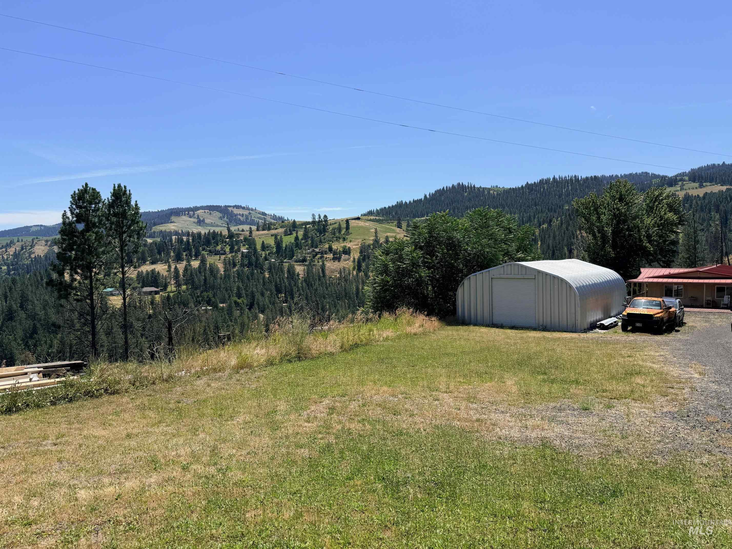 main property photo 27