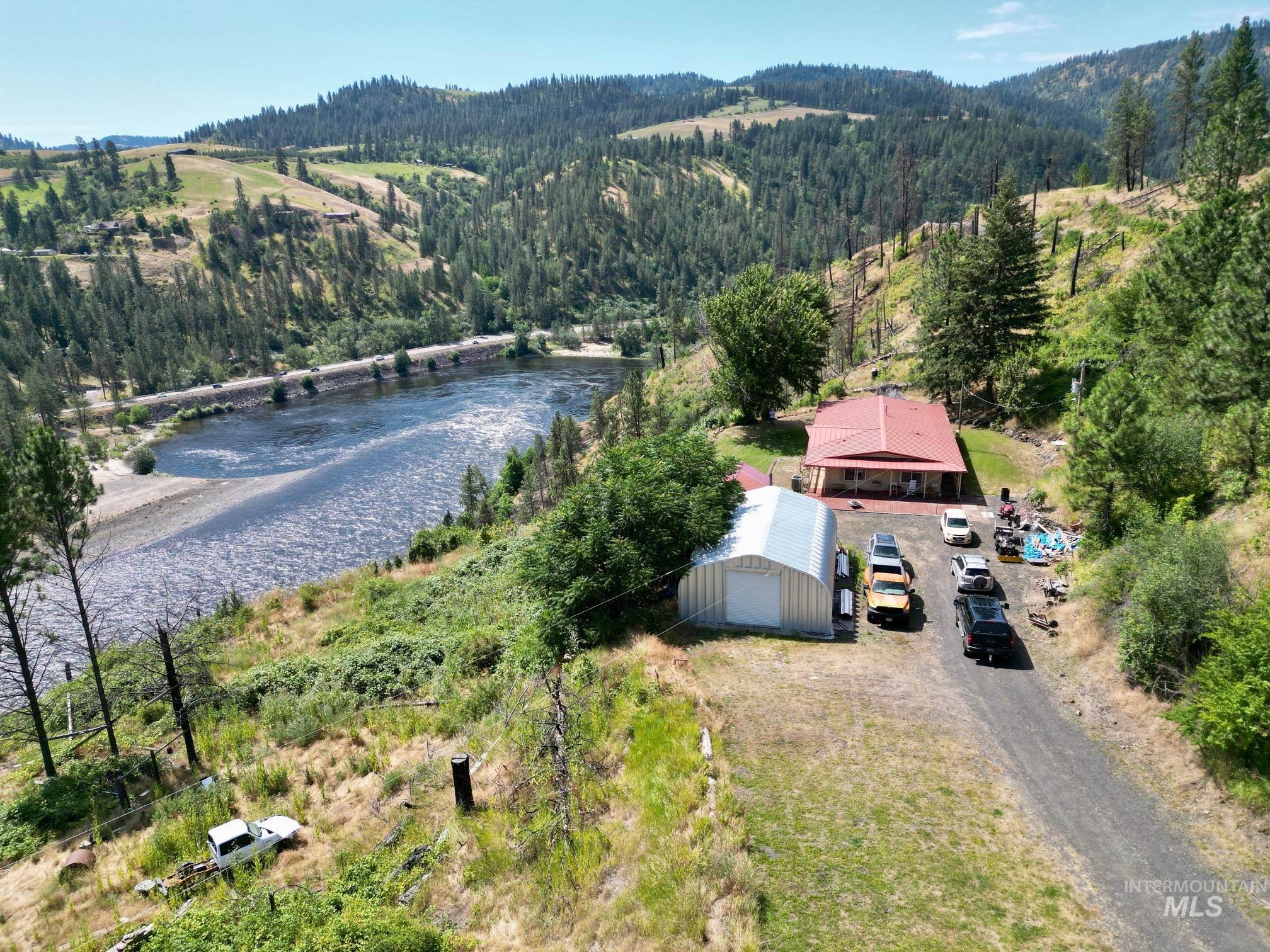 main property photo 3