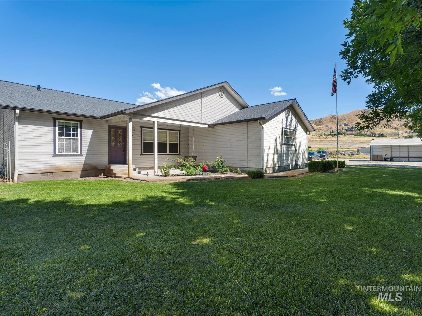 main property photo 5