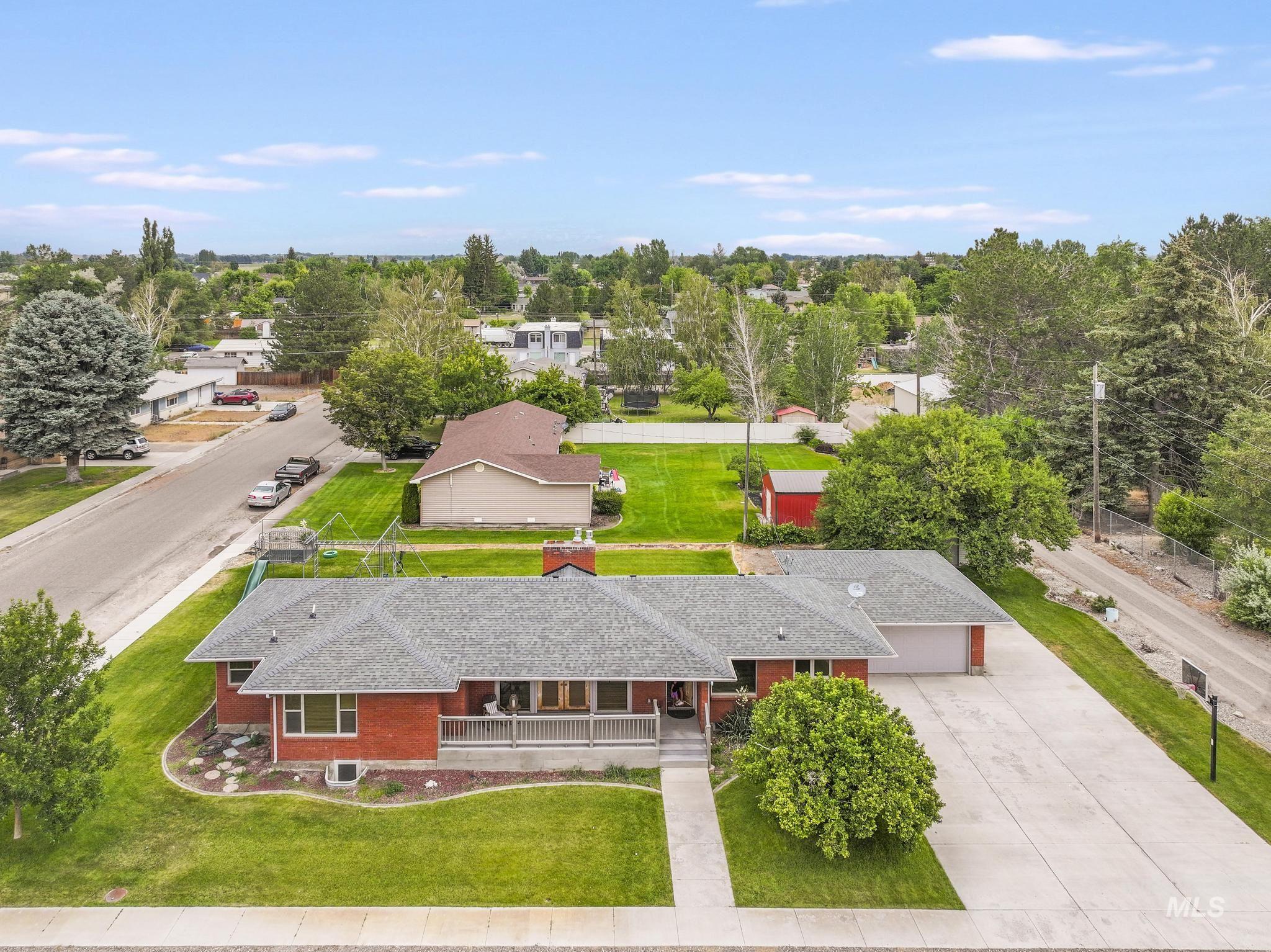 main property photo 42