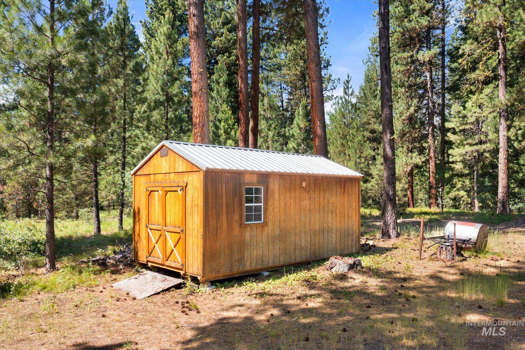 main property photo 8