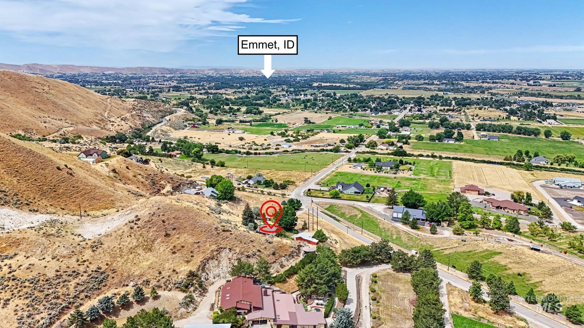 main property photo 10