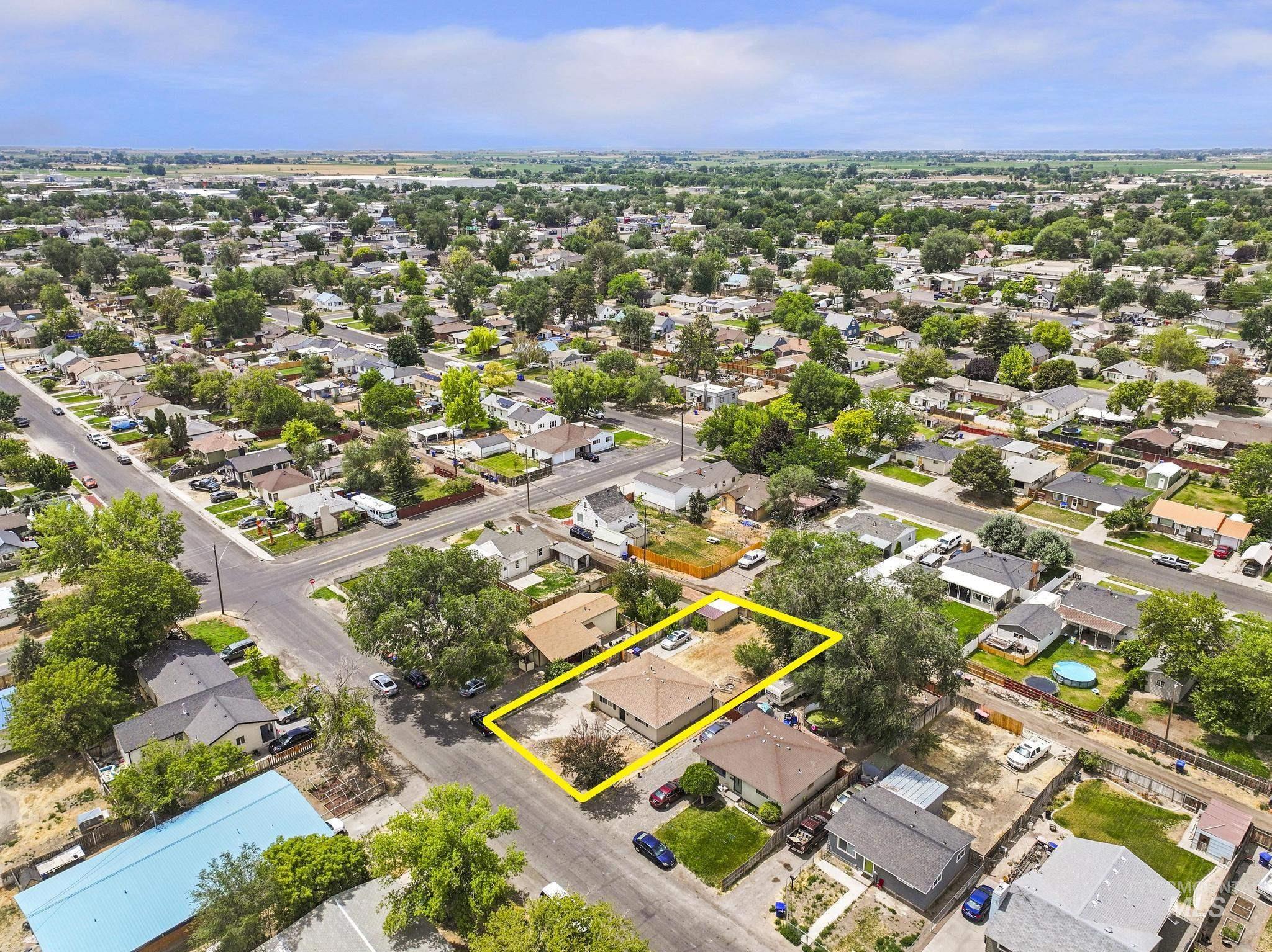 main property photo 30