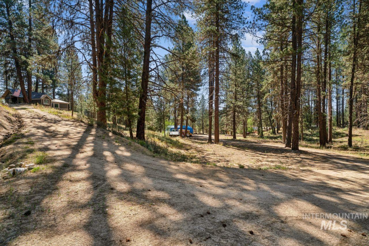 main property photo 33