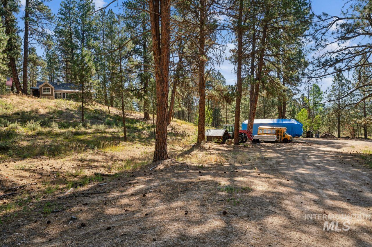main property photo 33